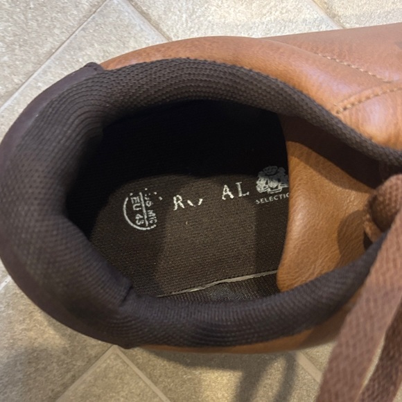 Brown Leather Men's Sneakers - Picture 6 of 8